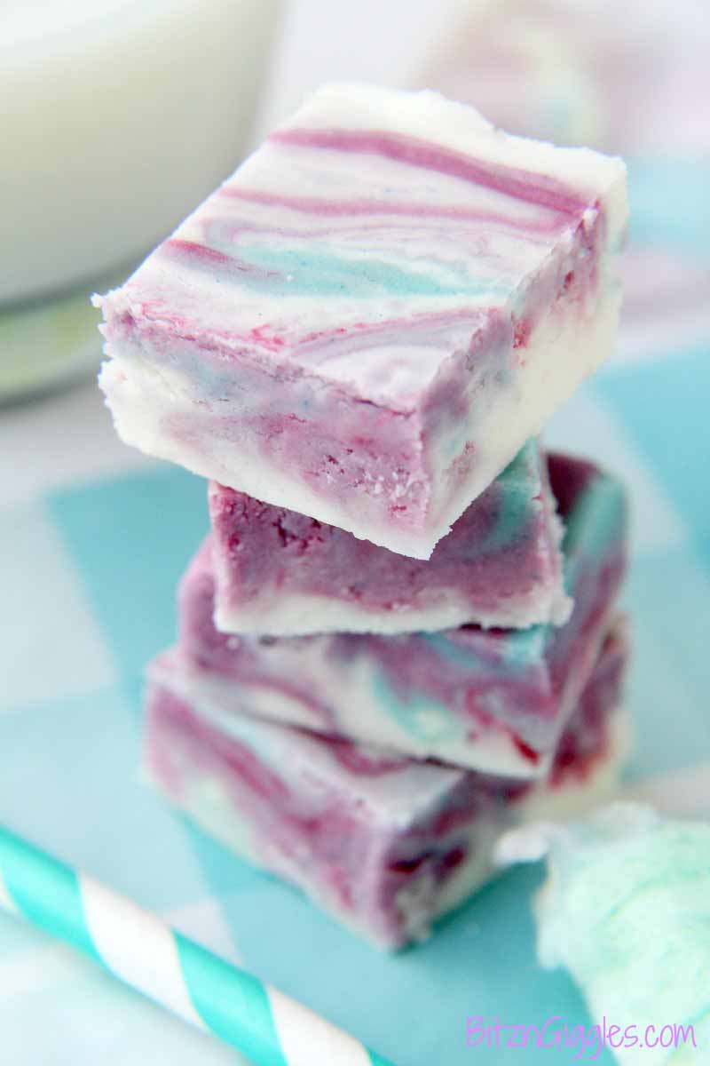 Learn How To Make Cotton Candy Fudge Right In Your Own Kitchen!