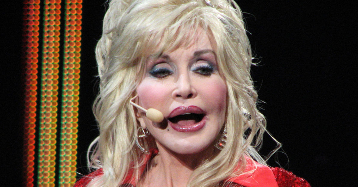 Dolly Parton Opens Up Years Later About Tragedy That Nearly Ended Her Life Jumblejoy 