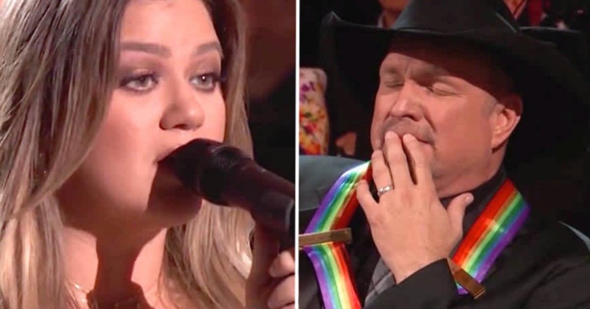 Kelly Clarkson&#8217;s Emotional Cover Song of “The Dance” Brings Garth Brooks To Tears