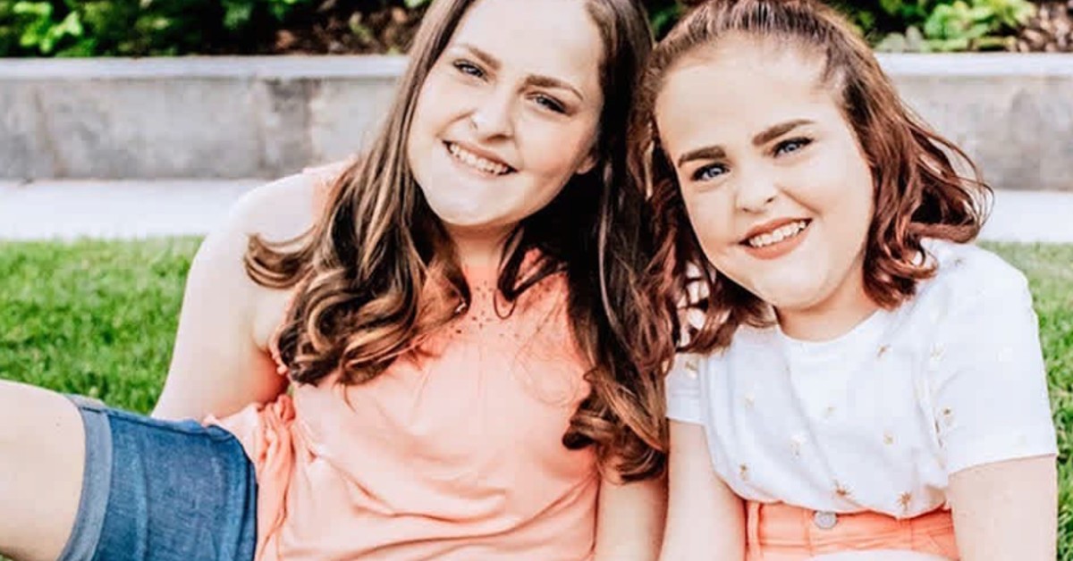 Conjoined Twin Girls Who Were &#8216;Cut In Half&#8217; In 2006 Now Live As Separate Adults