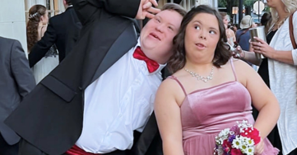 Students Surprise Classmates With Down Syndrome Making Them Prom King And Queen