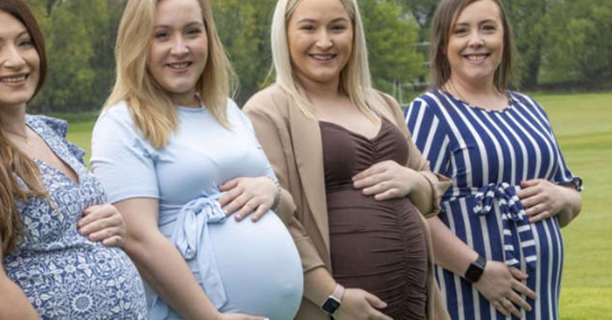 four-sisters-are-all-pregnant-at-the-same-time-jumblejoy