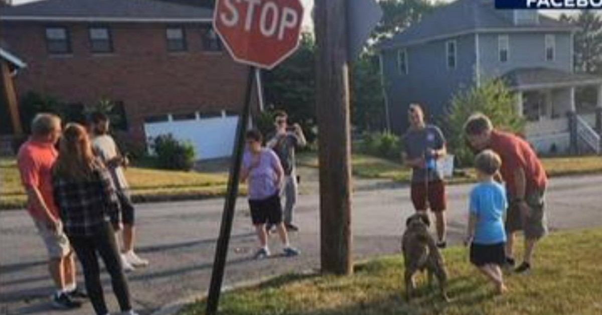 Neighbors come out for dog&#8217;s final walk around the block￼