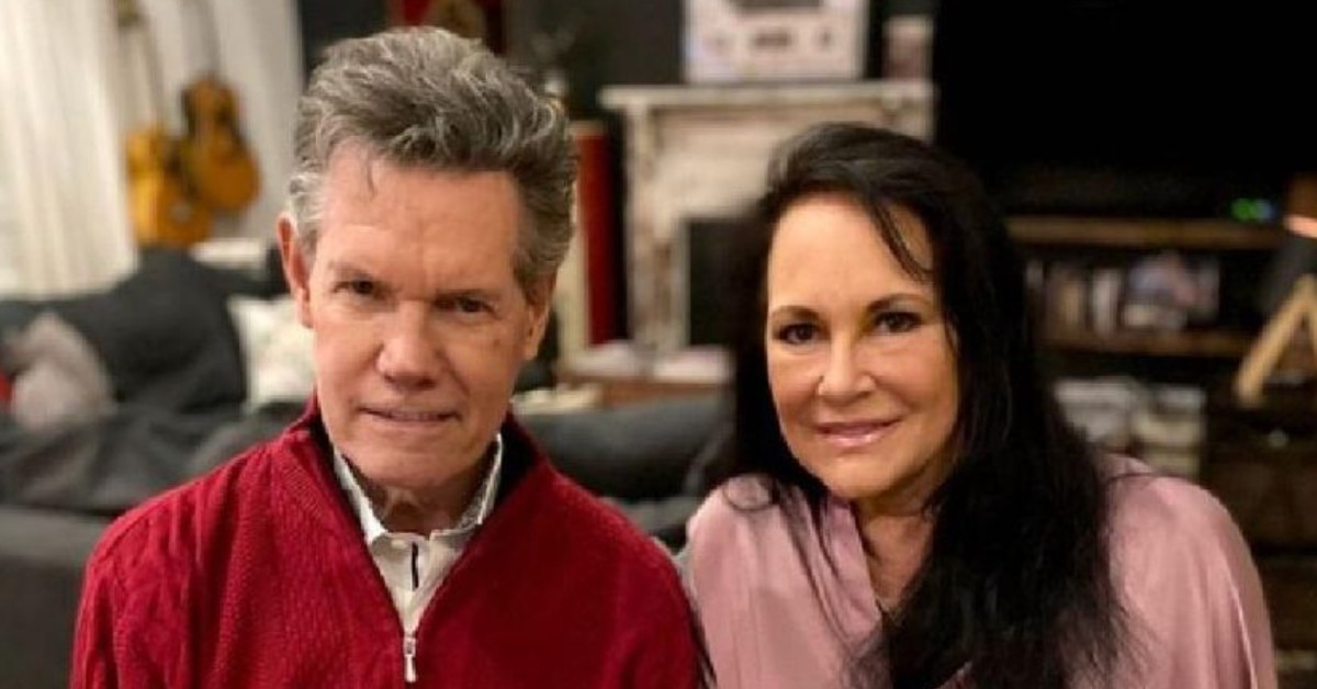 3 Years After His Massive Stroke, Randy Travis Returns To Sing “Amazing Grace” Like Only He Can￼￼
